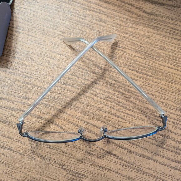 Sweet Vintage Byblos Chrome Silver Glasses Frames with Clear Frosted Earpieces - Picture 3 of 3